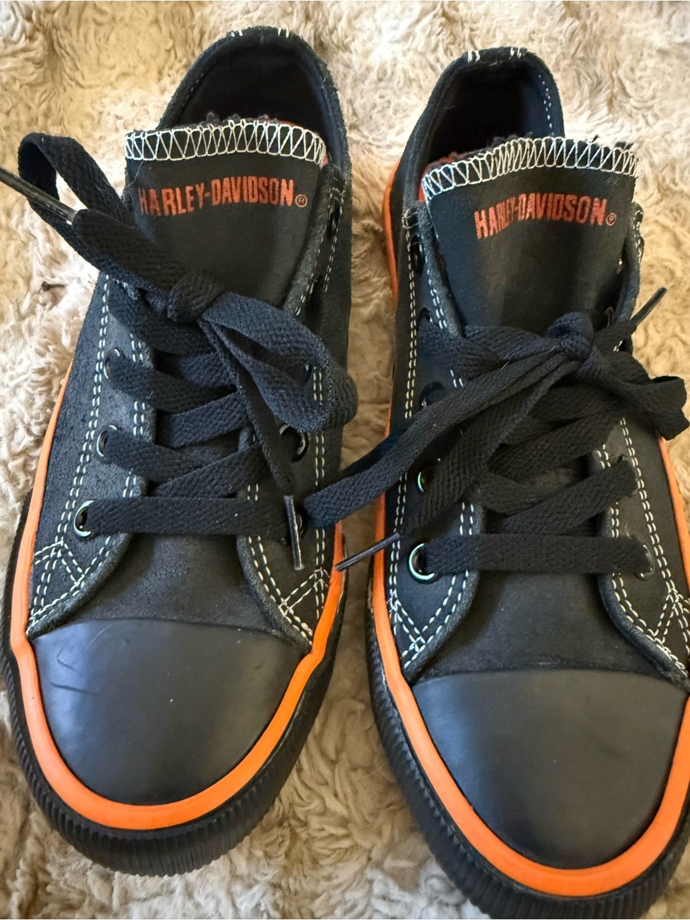 Harley-Davidson Black Sneakers with Orange Trim — Kids Low-Top Lace-Ups